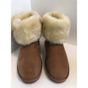 Just Fab Winter Boots Suede Tan Plush Trim Lining Fashion Warm Soft Size 8